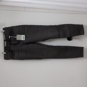 Everlane Mid Rise Skinny Washed Black Jeans